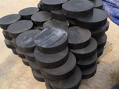 焉耆县板式橡胶支座由若干层橡胶片与薄钢板经加压硫化